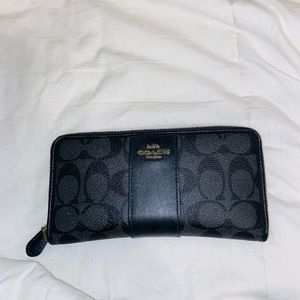 Coach Signature Wallet